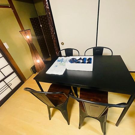 Apartament Namba Shinsaibashi 10 Mins Osaka Castle　East Zewnętrze zdjęcie