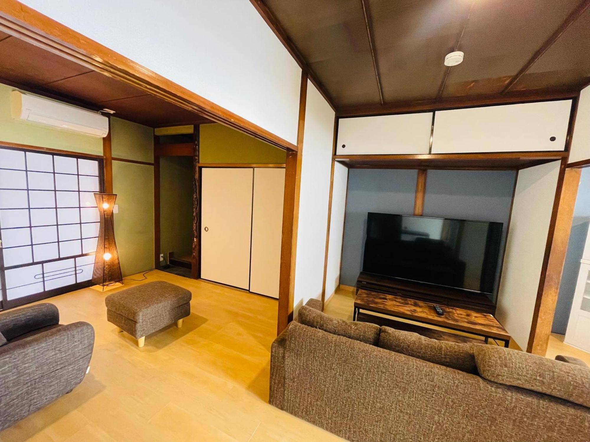 Apartament Namba Shinsaibashi 10 Mins Osaka Castle　East Zewnętrze zdjęcie