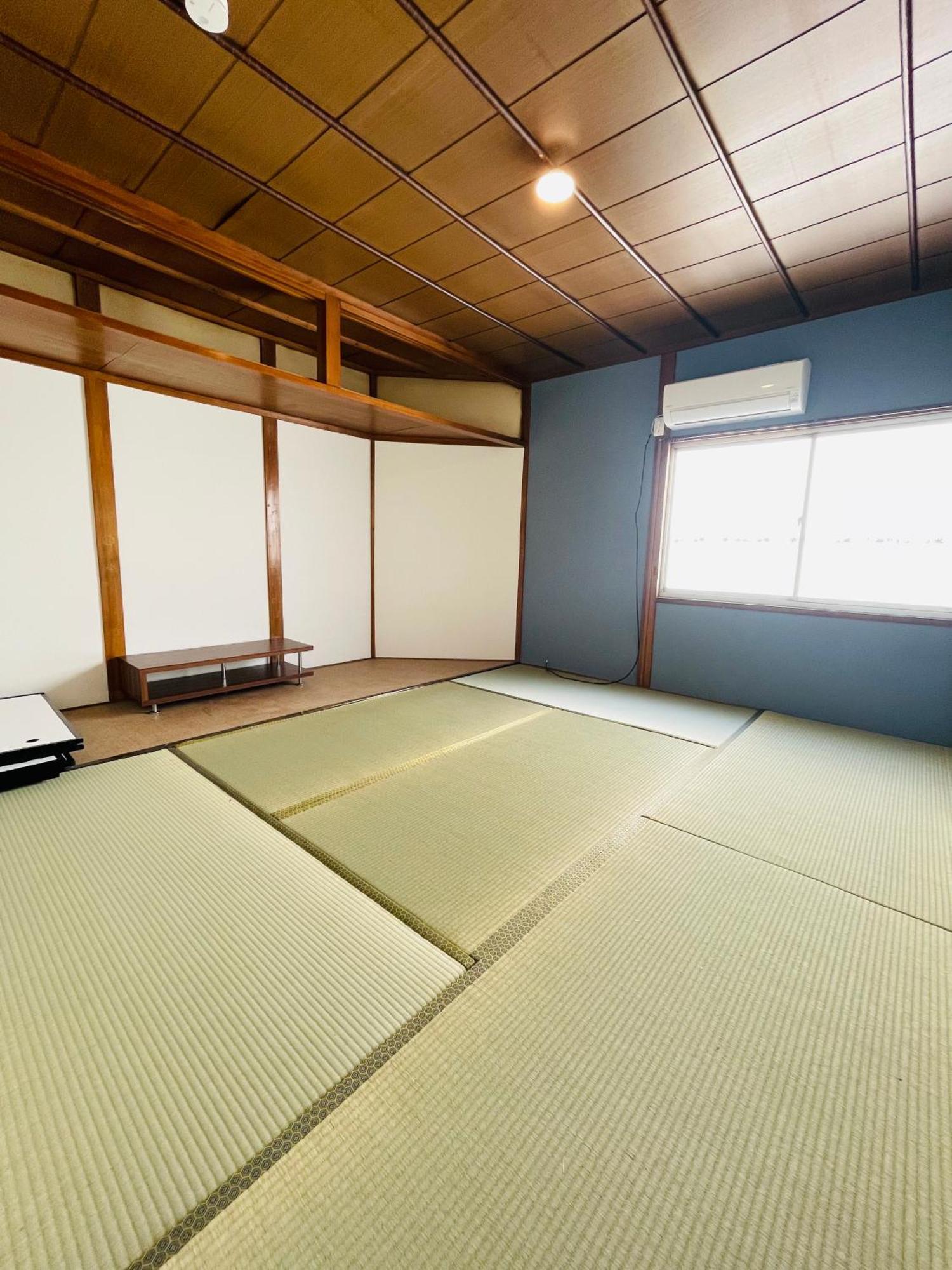 Apartament Namba Shinsaibashi 10 Mins Osaka Castle　East Zewnętrze zdjęcie