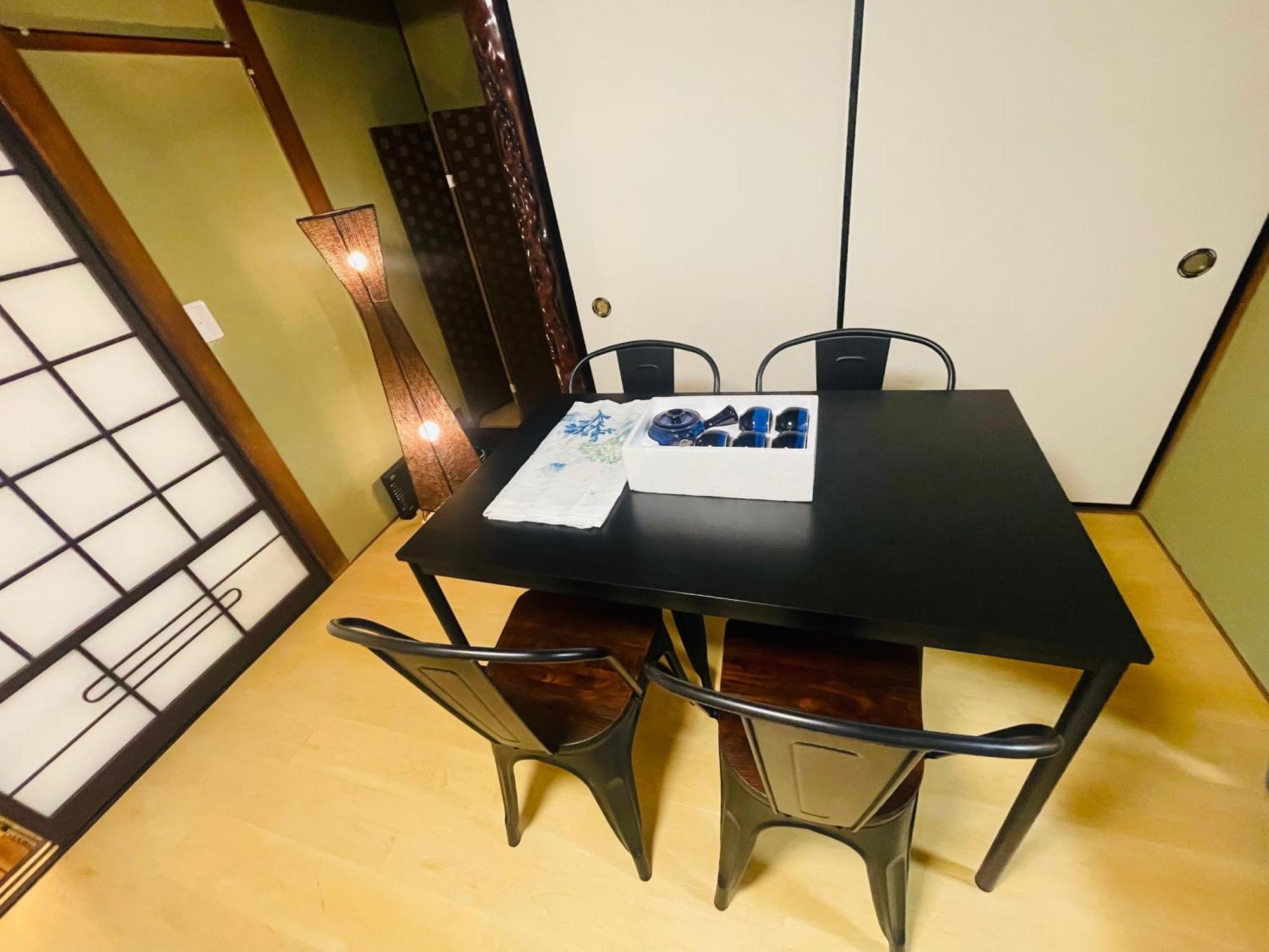Apartament Namba Shinsaibashi 10 Mins Osaka Castle　East Zewnętrze zdjęcie
